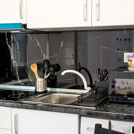 Ella Deluxe Apartman Limenária