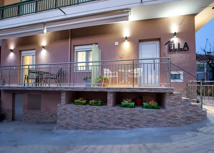Apartman Ella Deluxe Limenária