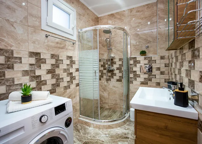 Ella Deluxe Apartman *