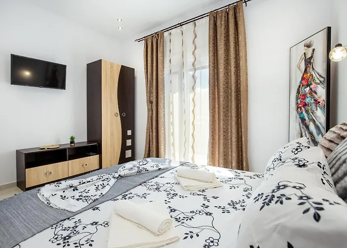 Apartman Ella Deluxe Limenária