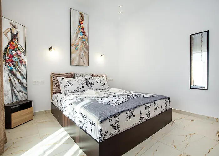 Apartman Ella Deluxe *