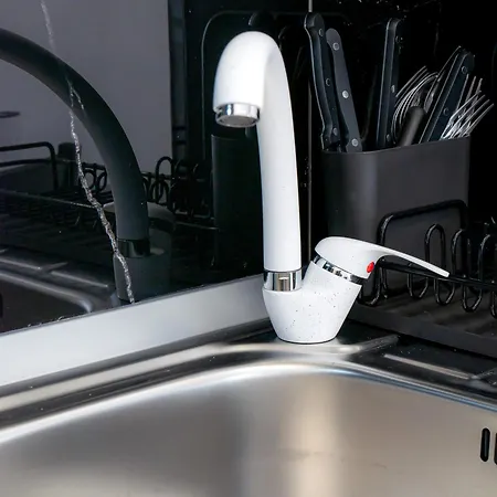 Ella Deluxe 利迈纳里亚