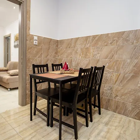 Ella Deluxe 公寓 利迈纳里亚