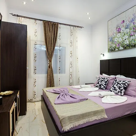 Ella Deluxe Apartament *